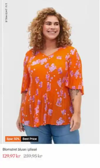 Zizzi Blomstret bluse i plissé tilbud