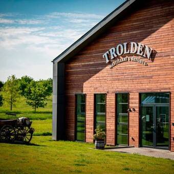 Truestory Sommersmagning hos trolden destilleri & bryghus tilbud