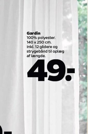Gardin 100% polyester. 140 x 250 cm.