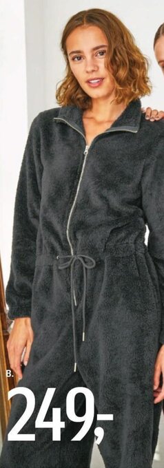 Føtex Heldragt. S-XL. tilbud