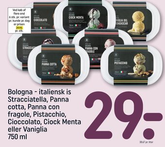 Bologna - italiensk is Stracciatella, Panna cotta, Panna con fragole, Pistacchio, Cioccolato, Ciock Menta eller Vaniglia