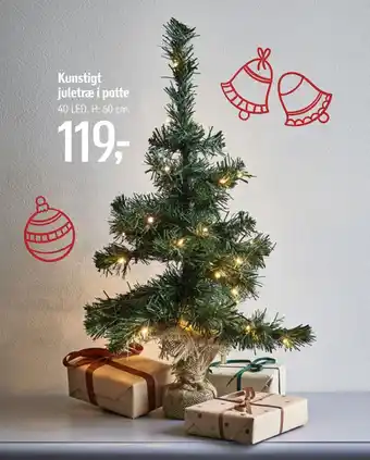 Kunstigt juletræ i potte