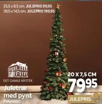 Det gamle apotek juletræ med pynt