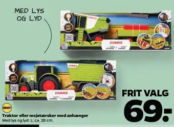 Traktor eller mejetærsker med anhænger
