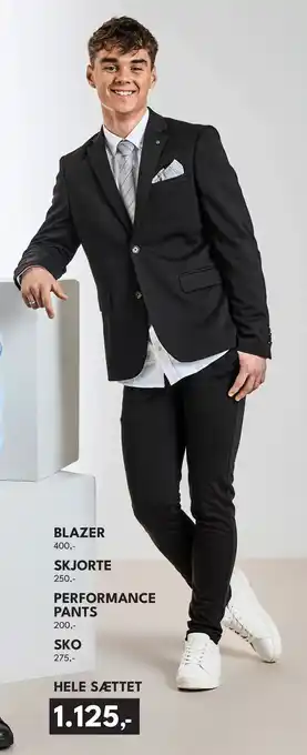 Blazer + skjorte + performance pants + sko