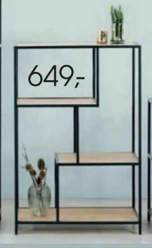 Daells Bolighus Reol med hylder tilbud