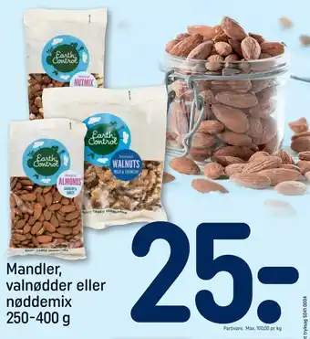 REMA 1000 Mandler, valnødder eller nøddemix 250-400 g tilbud
