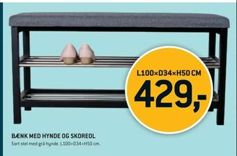 XL-BYG Bænk med hynde og skoreol tilbud