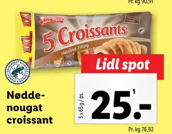 Nøddenougat croissant