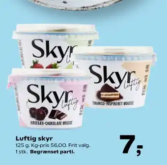 Kvickly Skyr luftig Jordbær Lime Mousse tilbud