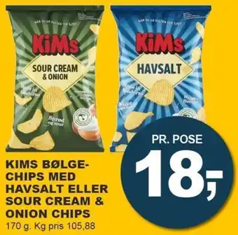 Let-Køb Kims Bølge Chips Med Havsalt Eller Sour Cream & Onion Chips 170 g tilbud