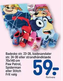REMA 1000 Badesko str. 23-28, badesandaler str. 24-30 eller strandhåndklæde 70x140 cm Paw Patrol, Spiderman eller Stitch Frit valg tilbud