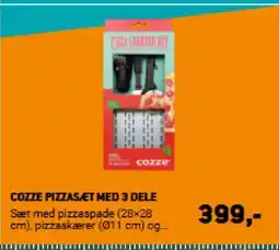 XL-BYG COZZE PIZZAS.ÆET MED 3 DELE Sæt med pizzaspade (28×28 cm), pizzaskærer (011 cm) og... tilbud