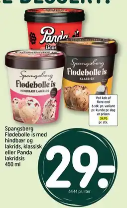 REMA 1000 Spangsberg Flødebolle is med hindbær og lakrids, klassisk eller Panda lakridsis 450 ml tilbud