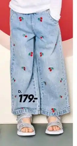 Bilka Jeans med broderi, DKK 179 tilbud