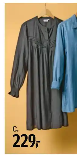 Føtex Kjole, DKK 229 tilbud