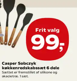 Kvickly Casper Sobczyk køkkenredskabssæt 6 dele Sættet er fremstillet af silikone og akacietræ. 1 sæt. tilbud