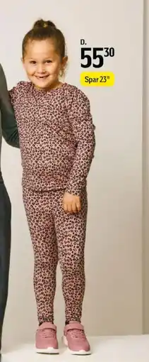 Føtex T-shirt eller leggings. tilbud