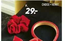 Bilka Scrunchie i velour, DKK 29 tilbud