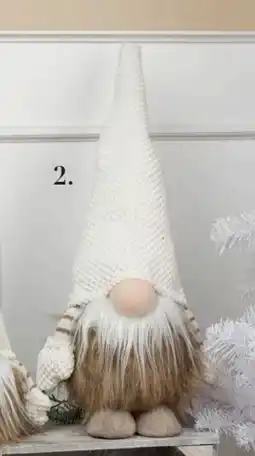 Harald Nyborg Nisse med hvide vanter og nissehue, DKK 79 tilbud