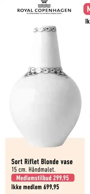 Sort Riflet Blonde vase