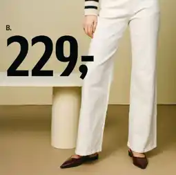 Føtex White trousers tilbud