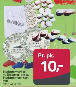Fleggaard Studentermarked m. Shotsglas, Fløjte, Studenterhuer, Kort mm. tilbud