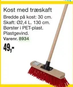 Harald Nyborg Kost med træskaft tilbud