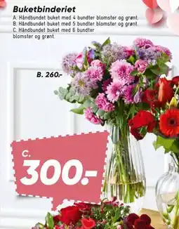 Bilka Håndbundet buket med 5 bundter blomster og grønt tilbud