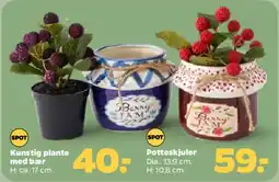 Netto Kunstig plante med bær / Potteskjuler tilbud
