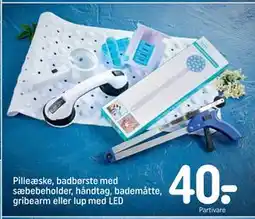 REMA 1000 Pilleæske, badbørste med sæbebeholder, håndtag, bademåtte, gribearm eller lup med LED tilbud