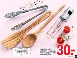 REMA 1000 Grydeske eller paletkniv i oliventræ, serveringstang i stål eller oliespray tilbud