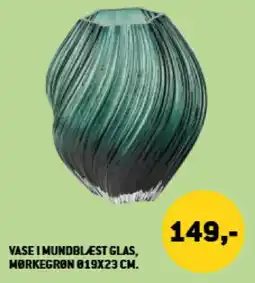 XL-BYG Vase i mundblæst glas tilbud