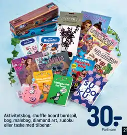 REMA 1000 Aktivitetsbog shuffle board bordspil bog malebog diamond art sudoku eller taske med tilbehør tilbud