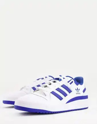 Asos Adidas Originals - Forum - Lave sneakers i hvid og blå tilbud
