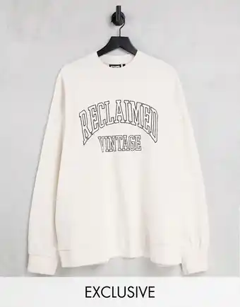 Asos Reclaimed Vintage Inspired - Unisex oversized varsity-sweatshirt med broderet logo i ecru-Hvid tilbud