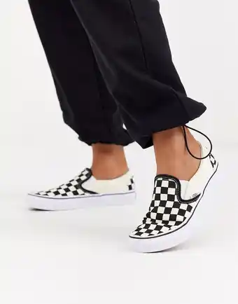 Asos Slip-on skakbrætsneakers fra Vans Classic-Multifarvet tilbud