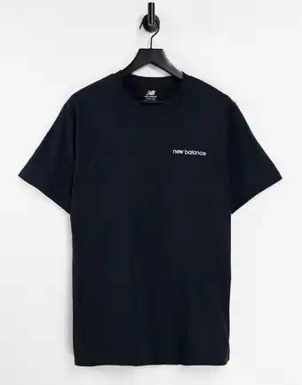 Asos New Balance - Sort T-shirt med lineært logo - Kun hos ASOS tilbud
