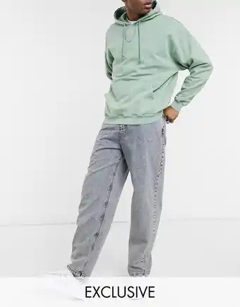 Reclaimed Vintage Inspired - Løstsiddende jeans i antik vask i 90&aposer-stil-Blå