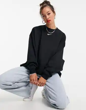 Nike - Longline-sweatshirt med lille Swoosh-logo i sort