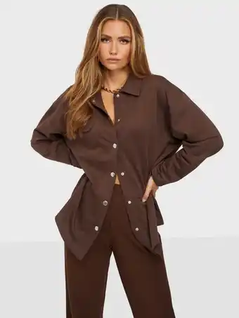 NLY Trend Oversized Sweat Shacket Skjorter Brun