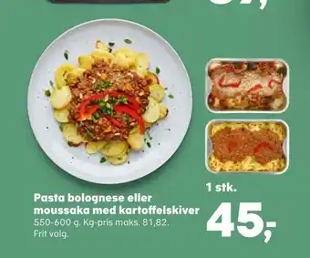 Kvickly Pasta bolognese eller moussaka med kartoffelskiver tilbud