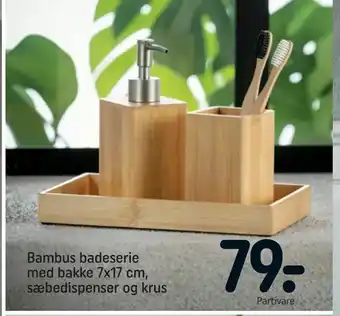 REMA 1000 Bambus badeserie med bakke 7x17 cm, sæbedispenser og krus tilbud