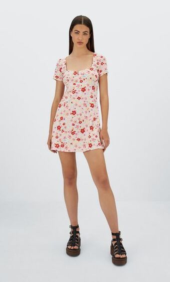 Stradivarius Vestido corto skater oferta