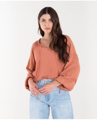 NAF NAF Camisa cuello en v con tiras en el frente oferta