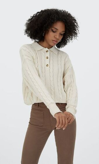 Stradivarius Jersey cuello polo trenzas oferta