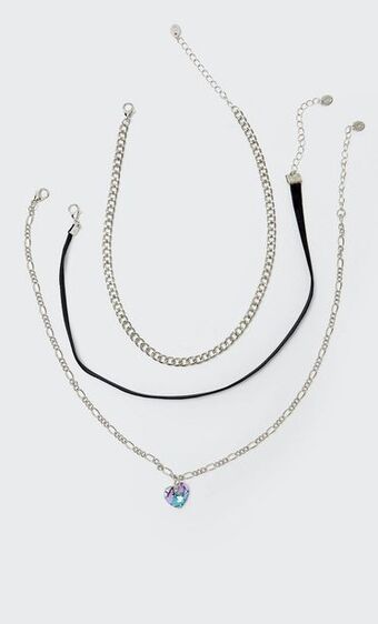 Stradivarius Set 3 chokers corazón cristal oferta