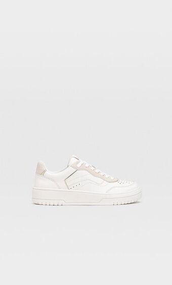 Stradivarius Zapatillas detalle piezas oferta