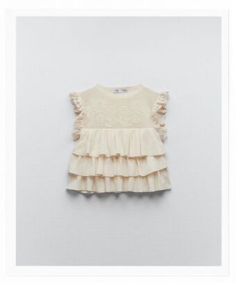 ZARA Top punto volantes oferta
