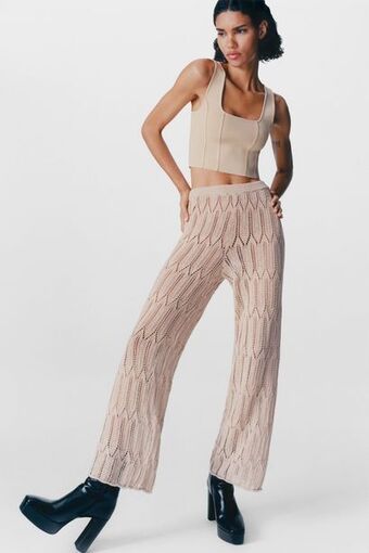 ZARA Top punto cropped oferta